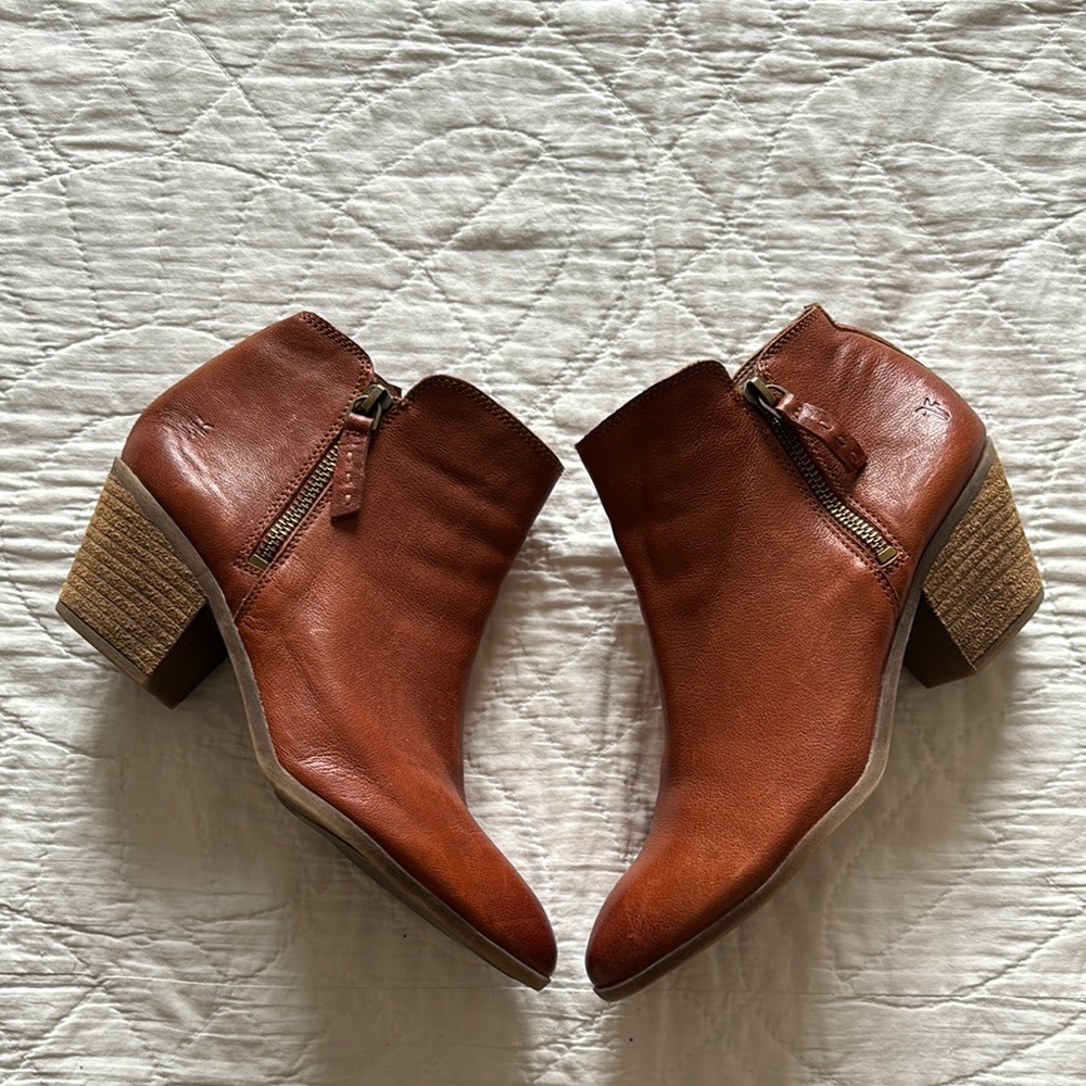 Frye Judith Double Zip Bootie